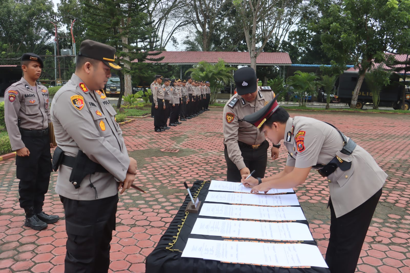 Kapolres Langkat Pimpin Sertijab Kasat Reskrim, Kapolsek dan Kasihumas