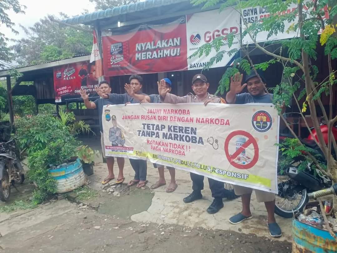 Bhabinkamtibmas Polsek Tigabinanga Ajak Masyarakat Perangi Narkoba