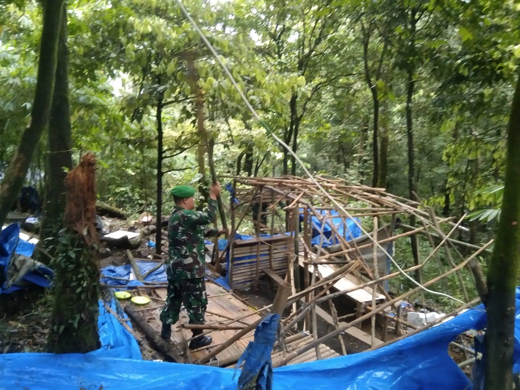 Prajurit Kodim 0204/DS Ratakan Barak Judi & Narkoba di Bandar Baru