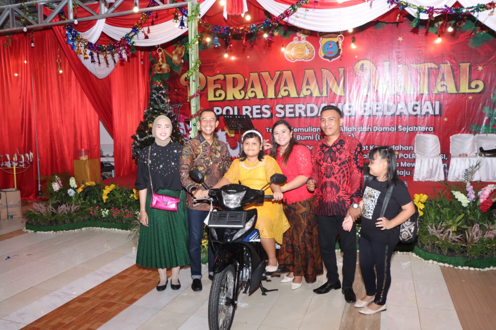 Perayaan Natal Keluarga Besar Polres Sergai Meriah dan Khidmat