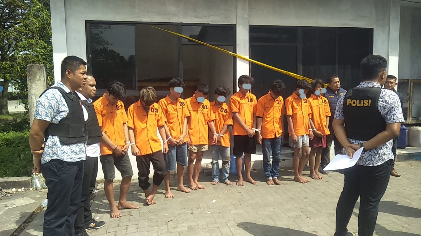 Markas Begal Digerebek, 9 Diamankan