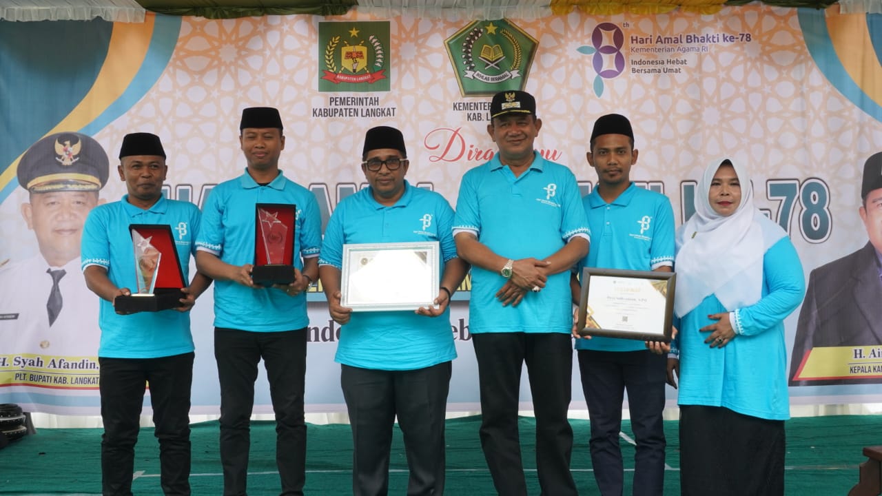 Peringatan HAB Ke-78, Plt Bupati Langkat Ingin Guru Ngaji Menerima Imbalan Semestinya