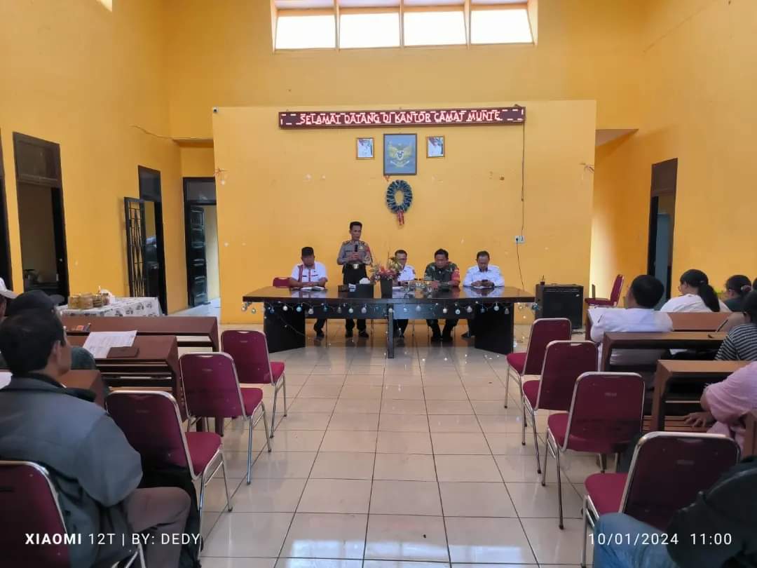 Wujudkan Pemilu Damai, Polsek Munthe Bersama Forkopimca Gelar Pojok Pemilu 