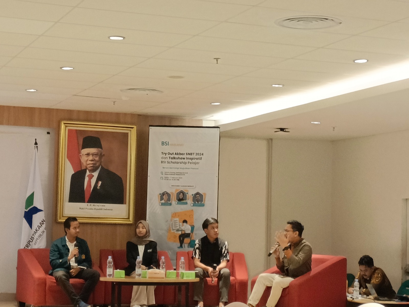 BSI Maslahat Gelar Kegiatan Try Out Akbar & Talkshow Inspiratif