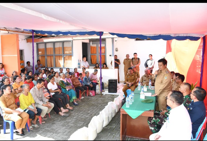 Bupati Samosir Launching Penyaluran Bantuan Pangan Cadangan Beras