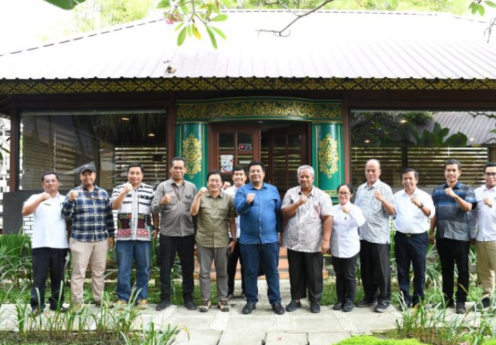 Bupati Samosir, Minta Kementerian LHK Penanganan DAS