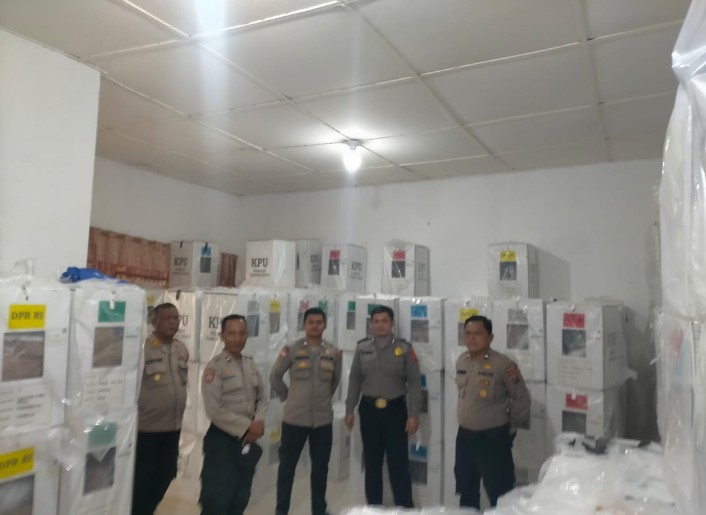 Polres Samosir Amankan Proses Rekapitulasi Hasil Pemilu 2024 di Setiap Kecamatan