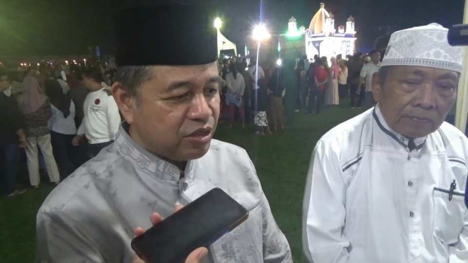 Meriah, Sekretaris DPRD Sumut Lepas Peserta Festival Takbir Akbar dan Pawai Obor Tropi Wagirin Arman