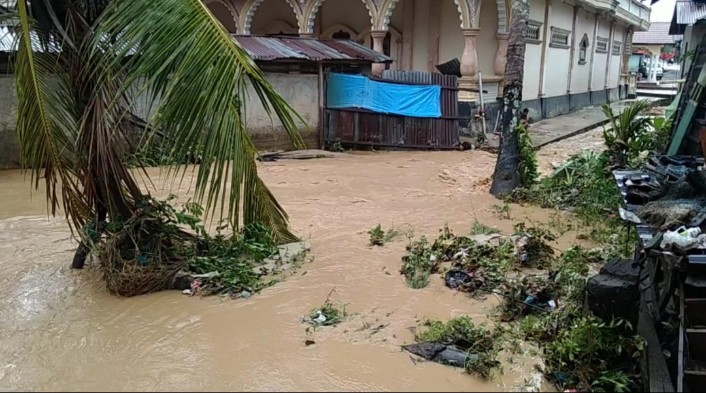 Banjir Pengalihan Sungai Oleh Pengelola Bandara AH Nasution, Puluhan Hektar Sawah Warga Gagal Panen