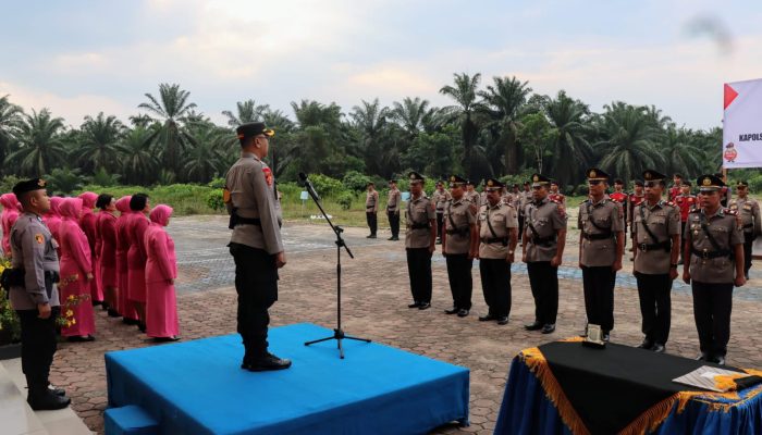 Sertijab Kabag, Kasat dan Dua Kapolsek di Pimpin Kapolres Palas