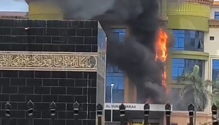 Gedung Asrama Haji Medan Terbakar