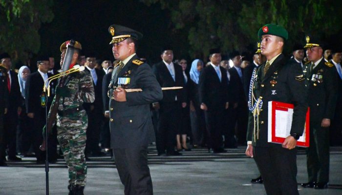 Pangdam I/BB Pimpin Apel Kehormatan dan Renungan Suci di TMP Kota Medan