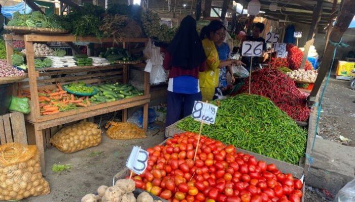 Pengamat Ekonomi: Dalam Sepekan Terakhir, Harga Cabai Bergerak Turun