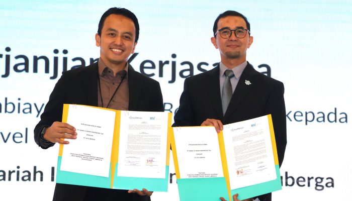 Dorong Industri Halal Indonesia Naik Kelas, BSI Fasilitasi Pembiayaan Booking Seat Travel Umrah