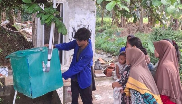 Kembangkan Sistem SABAR: Mahasiswa UPER Bantu Sediakan Air Bersih bagi 150 Rumah Tangga
