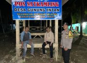 Bhabinkamtibmas Polsek Barumun Sambang Pos Kamling di Desa Binaan