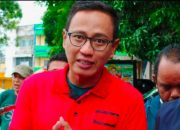 Demo Buat IHSG dan Rupiah Melemah di Awal Pekan, Harga Emas Dunia Cetak Rekor Tertinggi Baru