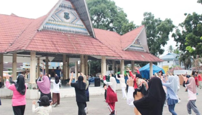 Pemkab Palas Laksanakan Olahraga Kesehatan Secara Rutin Bersama Masyarakatkan
