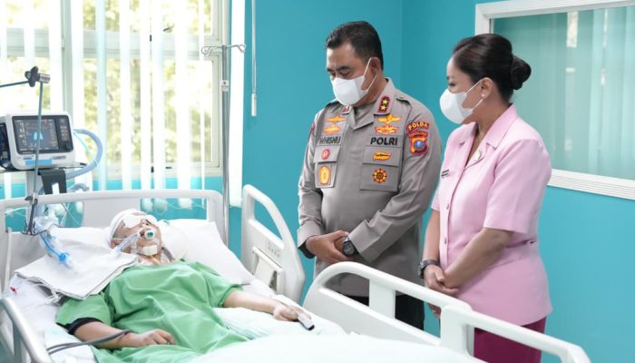 Kapolda Sumut Jenguk Korban Laka : Pelaku akan Diproses Pidana dan Etik