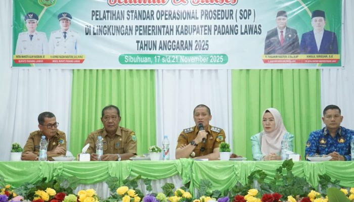 Wabup Resmi Buka Pelatihan SOP di Lingkungan Pemkab Palas