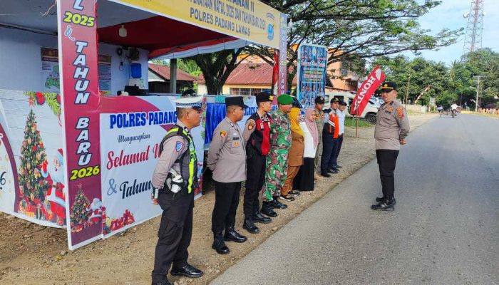 Kapos Pam Pimpin Apel Pagi di Pospam II Sosa
