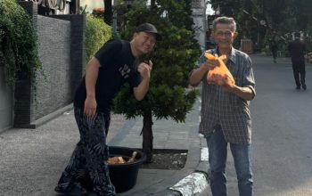 The Reiz Suites Gelar CSR Iduladha, Pererat Kebersamaan Karyawan dan Warga Sekitar